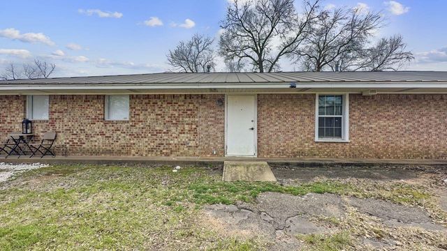 300 Cedar Bend, Crockett, TX 75835