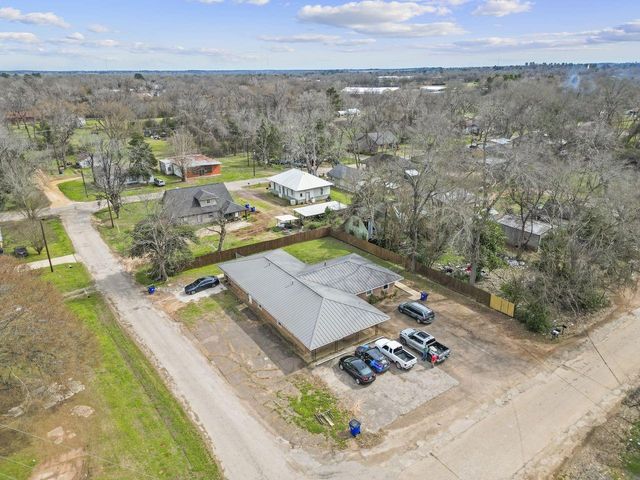 300 Cedar Bend, Crockett, TX 75835