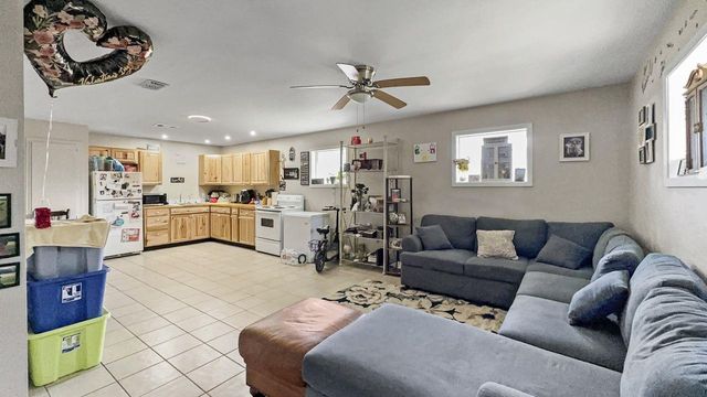 300 Cedar Bend, Crockett, TX 75835