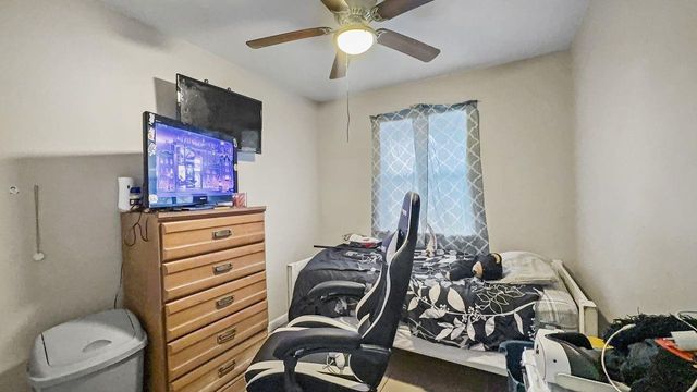 300 Cedar Bend, Crockett, TX 75835