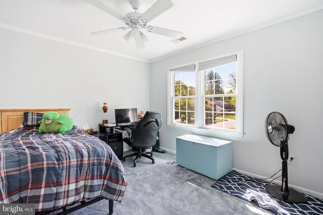 9009 LAKE BRADDOCK DR, Burke, VA 22015