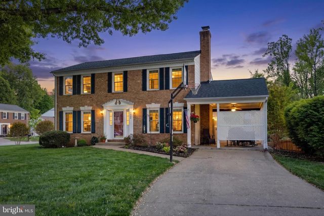 9009 LAKE BRADDOCK DR, Burke, VA 22015