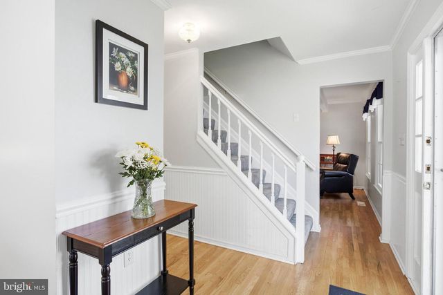 9009 LAKE BRADDOCK DR, Burke, VA 22015
