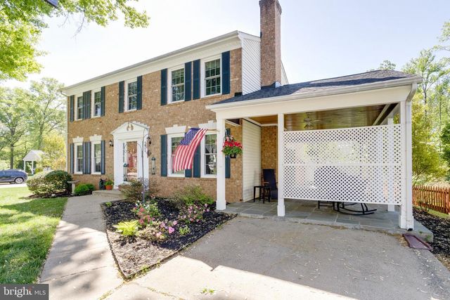 9009 LAKE BRADDOCK DR, Burke, VA 22015