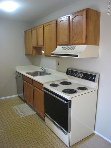 803 Plate Street 207, Rochester, MI 48307