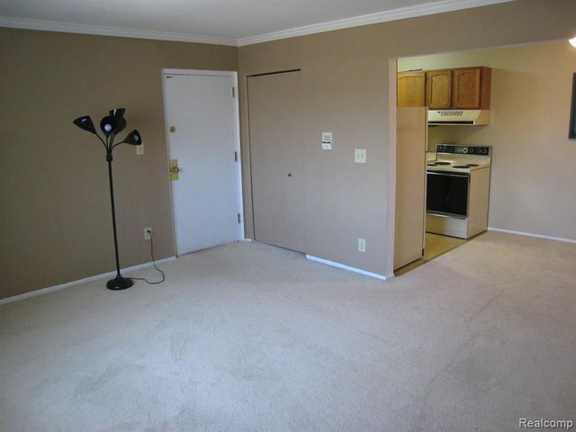 803 Plate Street 207, Rochester, MI 48307