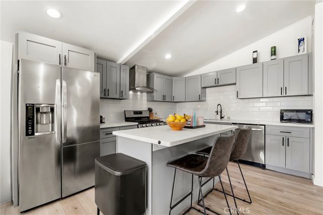 6413 Wystone Avenue, Reseda, CA 91335