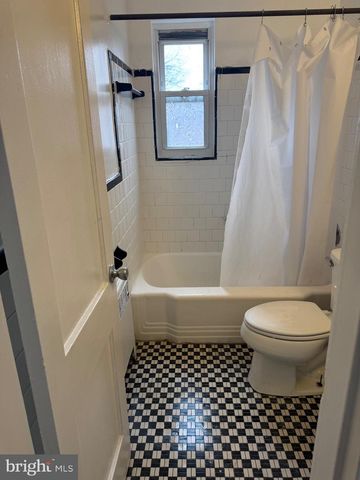 7801 LOCKNEY AVE, Takoma Park, MD 20912