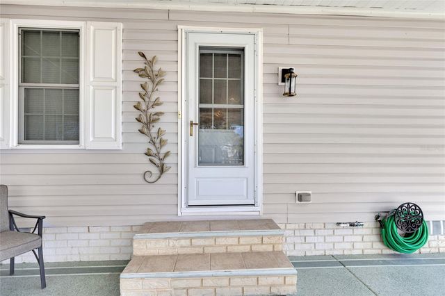 1625 PINEHURST DRIVE, Lady Lake, FL 32159