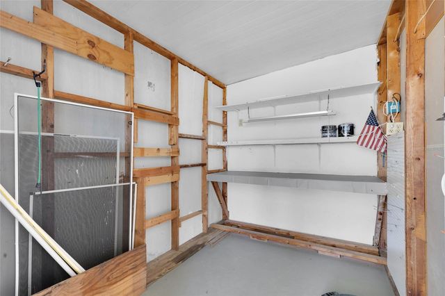 1625 PINEHURST DRIVE, Lady Lake, FL 32159