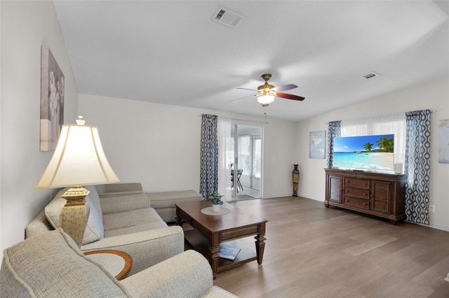 1625 PINEHURST DRIVE, Lady Lake, FL 32159