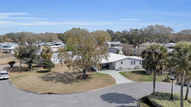 1625 PINEHURST DRIVE, Lady Lake, FL 32159