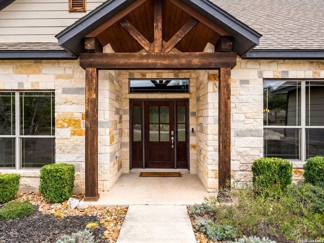 1025 Deep Water, Spring Branch, TX 78070