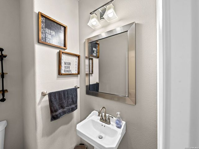 1025 Deep Water, Spring Branch, TX 78070