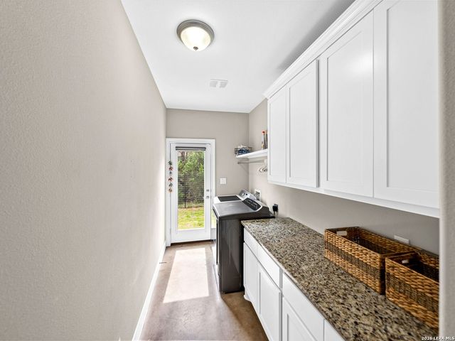 1025 Deep Water, Spring Branch, TX 78070