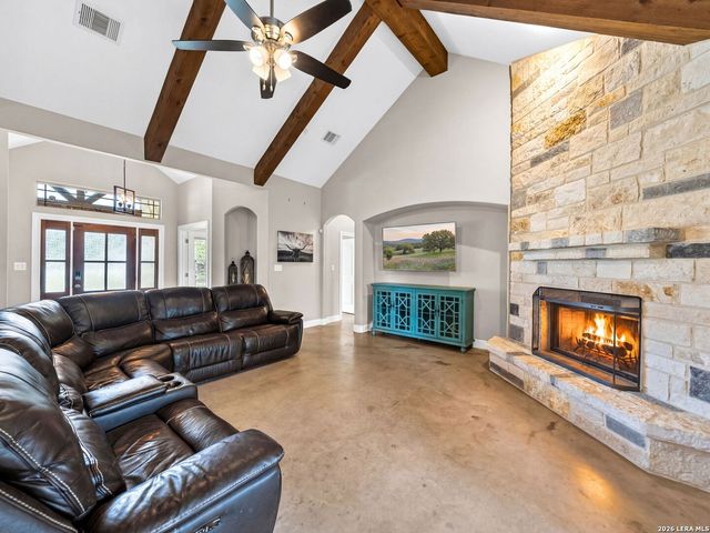 1025 Deep Water, Spring Branch, TX 78070