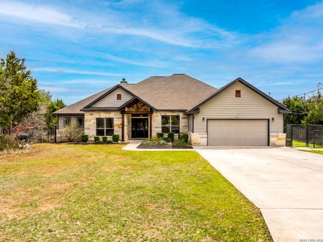 1025 Deep Water, Spring Branch, TX 78070