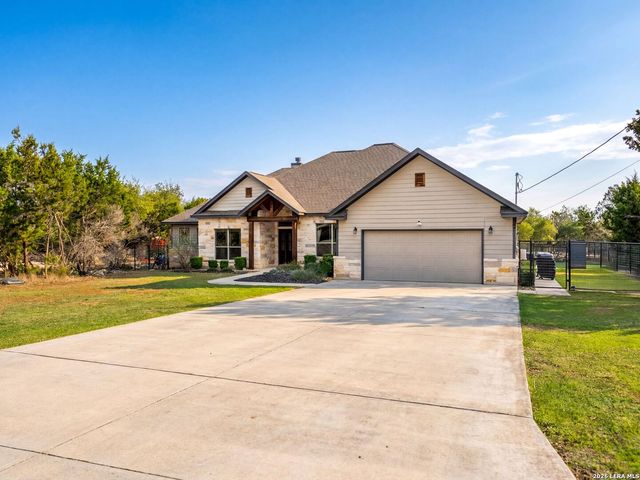 1025 Deep Water, Spring Branch, TX 78070