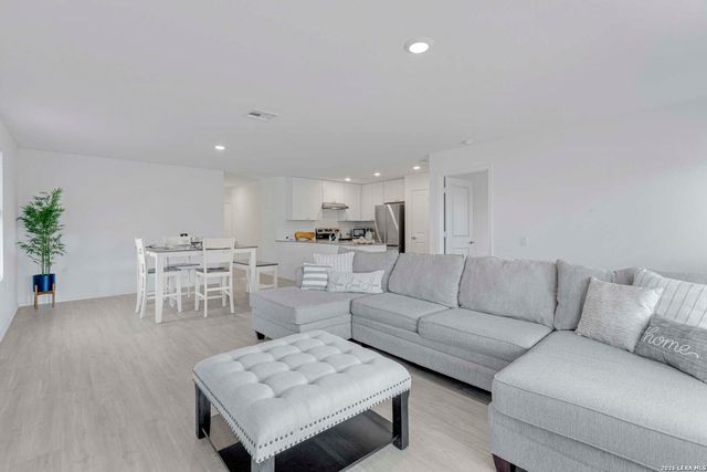 13643 TURNESA TER, San Antonio, TX 78221