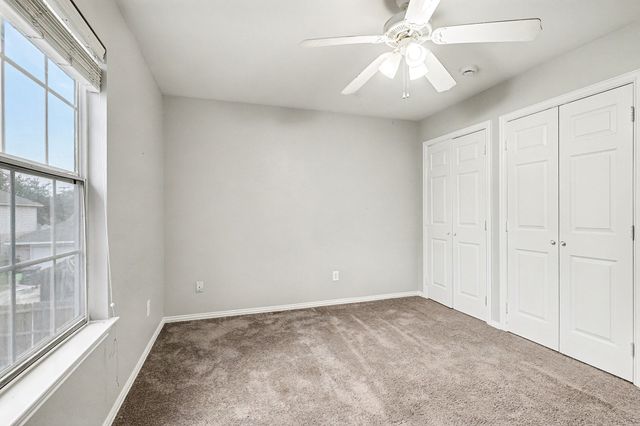 1417 Hamburg Street, Dallas, TX 75215