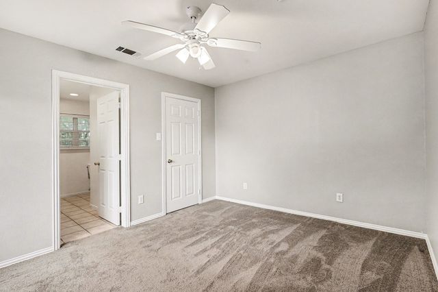 1417 Hamburg Street, Dallas, TX 75215