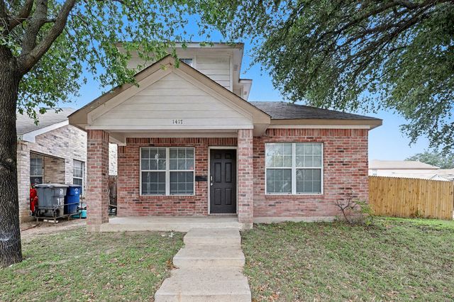 1417 Hamburg Street, Dallas, TX 75215