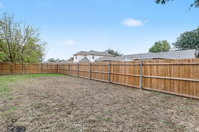 1417 Hamburg Street, Dallas, TX 75215