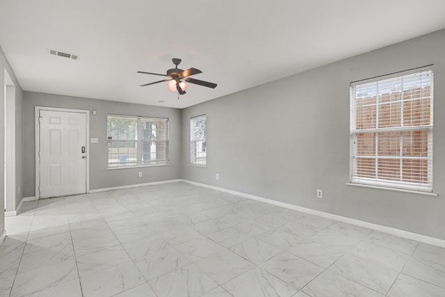 1417 Hamburg Street, Dallas, TX 75215