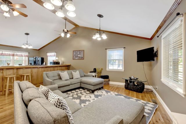 11845 US 41, Monteagle, TN 37356