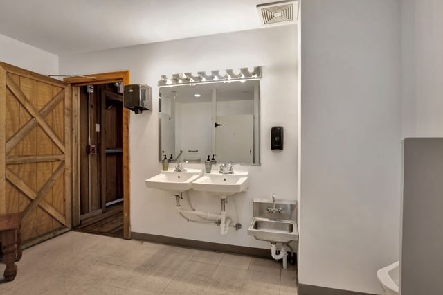 11845 US 41, Monteagle, TN 37356