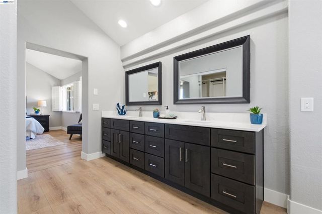 310 Sunset Dr, Danville, CA 94506