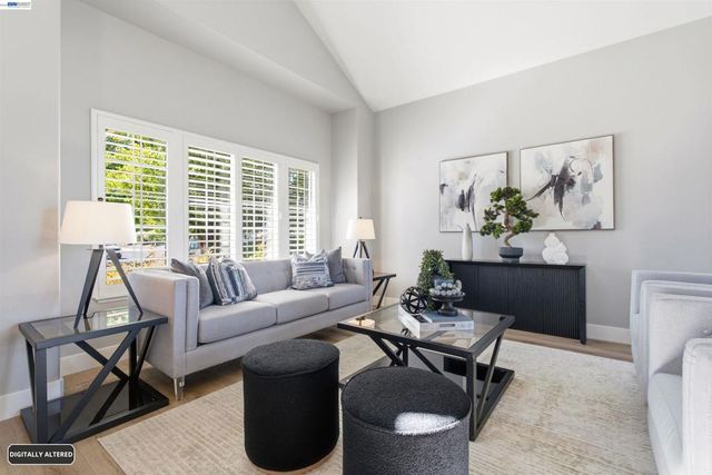 310 Sunset Dr, Danville, CA 94506
