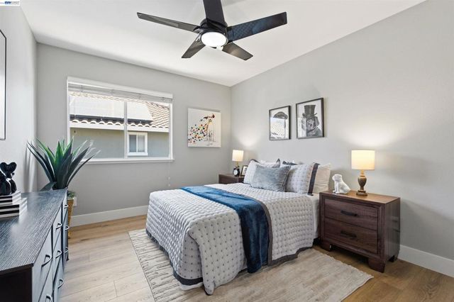 310 Sunset Dr, Danville, CA 94506