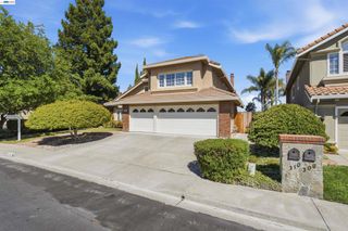 310 Sunset Dr, Danville, CA 94506