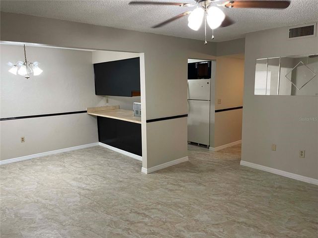 1000 LAKE OF THE WOODS BOULEVARD F106, Fern Park, FL 32730