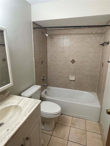 1000 LAKE OF THE WOODS BOULEVARD F106, Fern Park, FL 32730