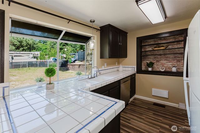 2406 Anderson Avenue, Port Orchard, WA 98366