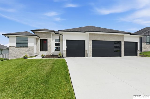 11355 S 190th Street, Gretna, NE 68028