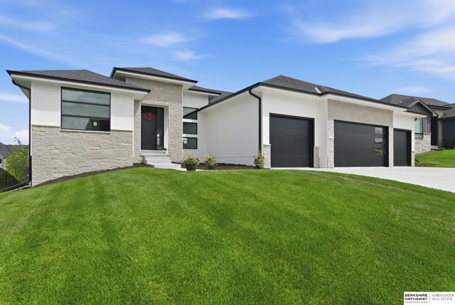 11355 S 190th Street, Gretna, NE 68028