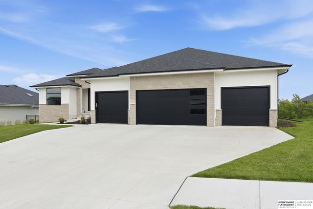 11355 S 190th Street, Gretna, NE 68028