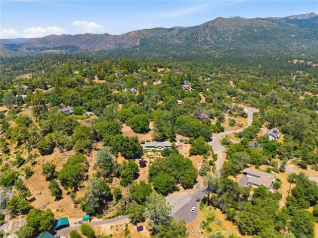 5811 Illilouette Falls, Mariposa, CA 95338