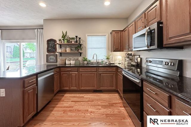 6739 S 164th Avenue, Omaha, NE 68135