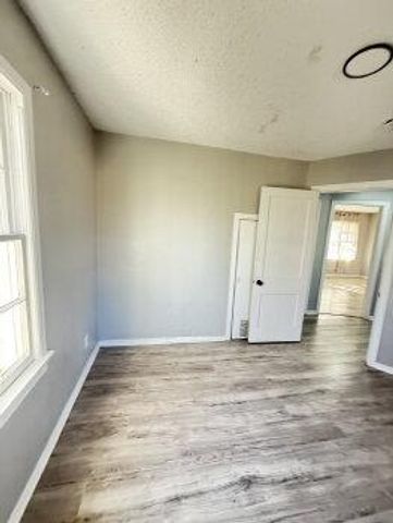 1905 Hasley Drive, Oklahoma City, OK 73120