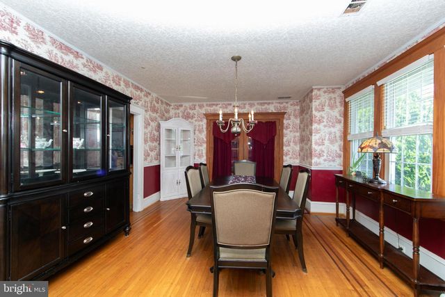 218 N WARWICK RD, Magnolia, NJ 08049