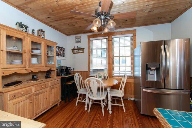 218 N WARWICK RD, Magnolia, NJ 08049