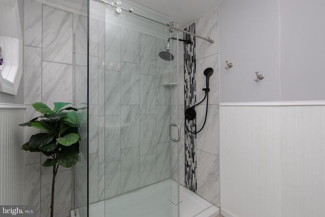 218 N WARWICK RD, Magnolia, NJ 08049