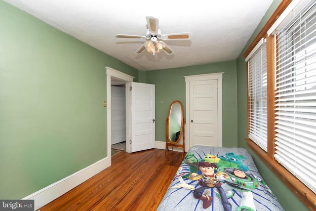 218 N WARWICK RD, Magnolia, NJ 08049