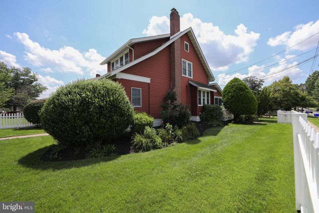 218 N WARWICK RD, Magnolia, NJ 08049