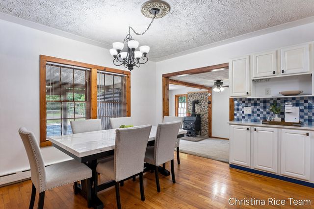 10226 SW Greenville Road, Greenville, MI 48838