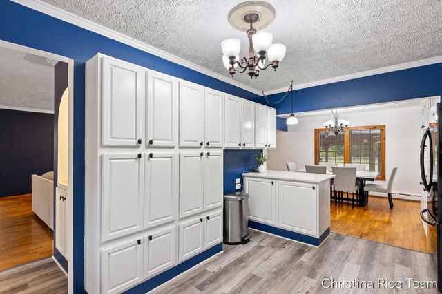 10226 SW Greenville Road, Greenville, MI 48838
